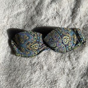 Victoria’s Secret bikini top